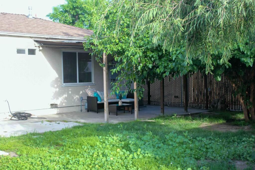 Cheerful 2-Bedroom Home - Free Parking On Premises Burbank Exterior foto